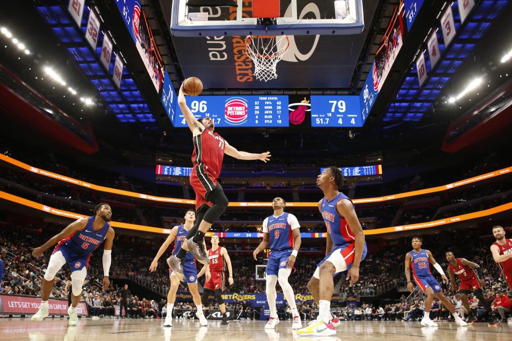 提供了一个 提供了一个