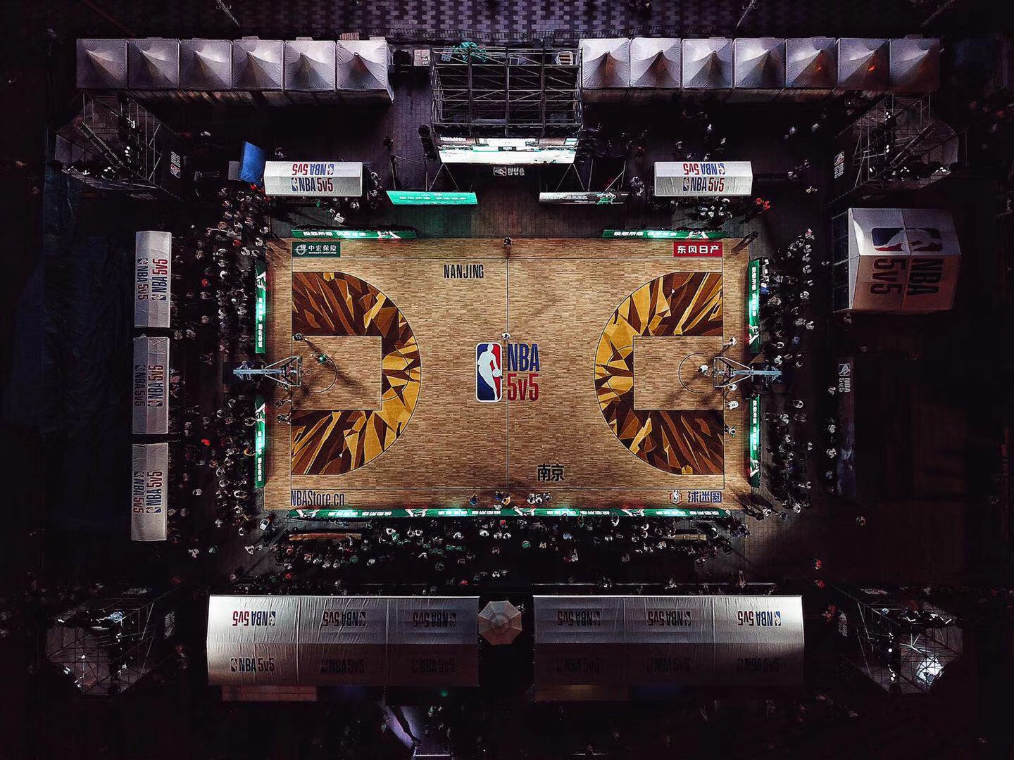 硬地场的快 硬地场的快